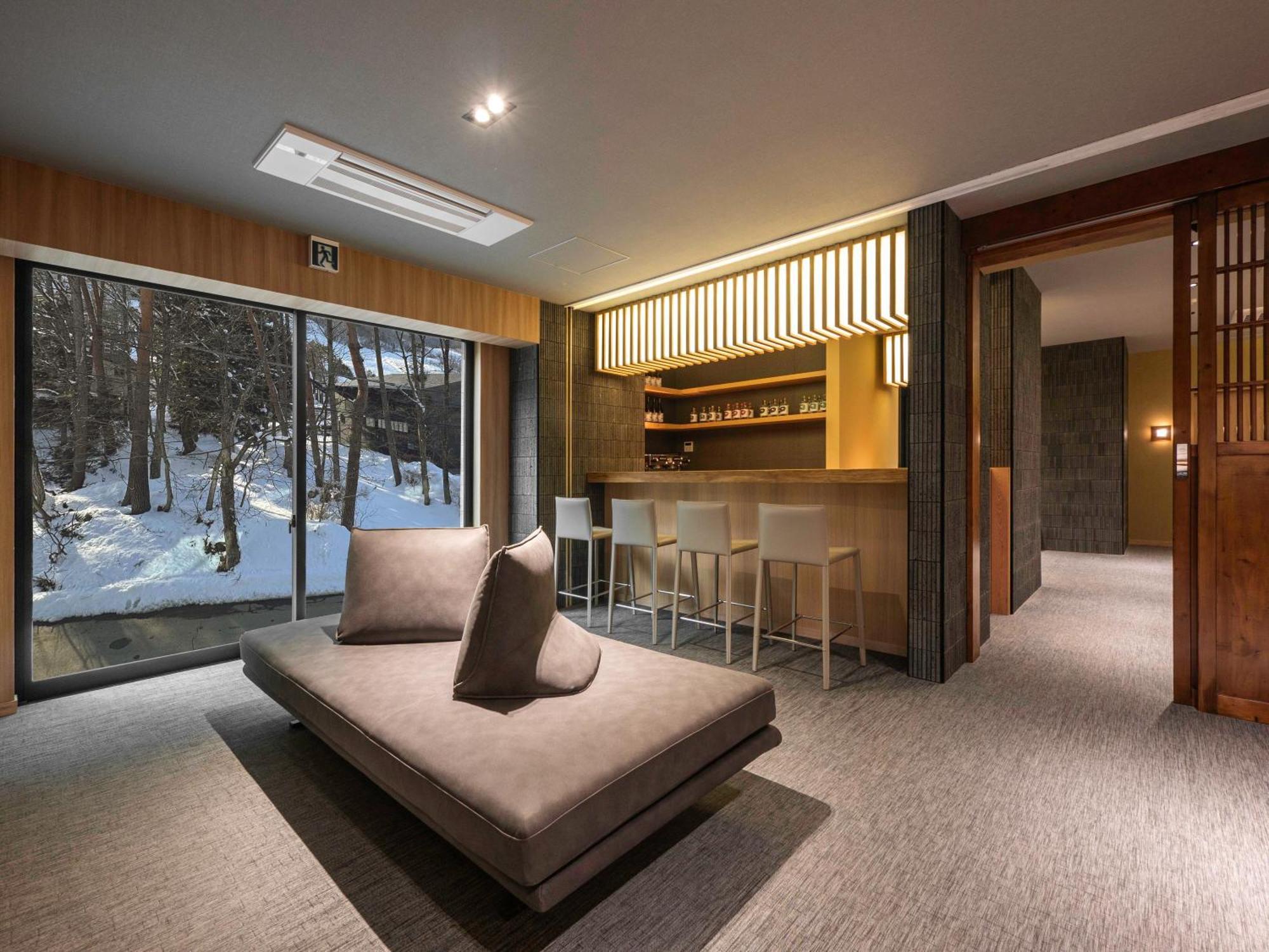 Ski Inn Hakuba, Iwatake Exterior photo