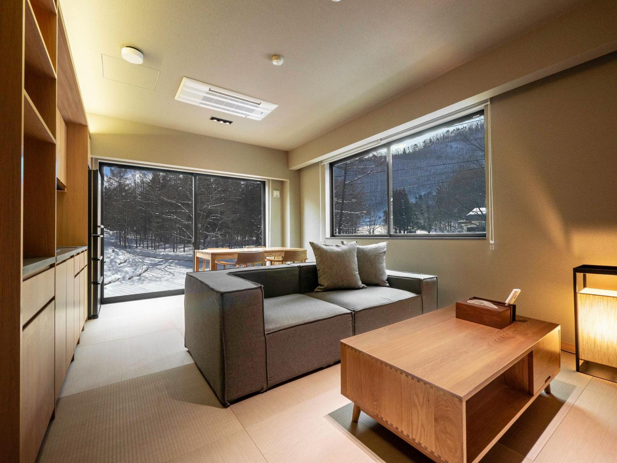 Ski Inn Hakuba, Iwatake Exterior photo
