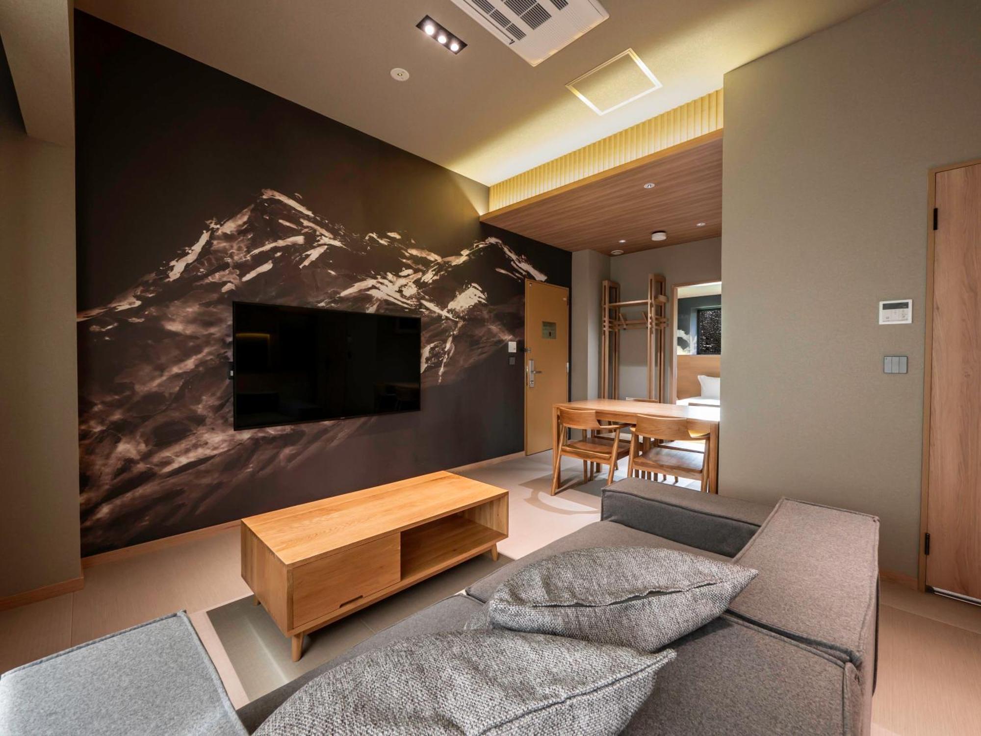 Ski Inn Hakuba, Iwatake Exterior photo
